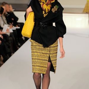 Oscar de la Renta tweed skirt